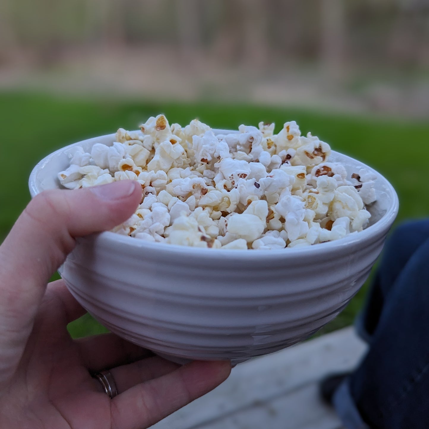 Mighty Corny Size Popcorn Bag (25 cups)